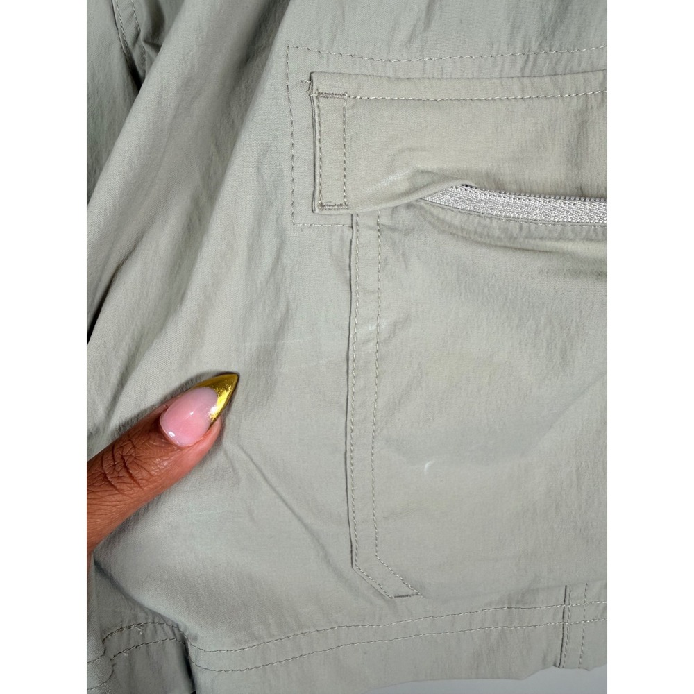 REI Co-op Sahara Cargo Shorts Womens 8 Tan Relaxed Fit Hiking Outdoor Utility - Picture 8 of 12